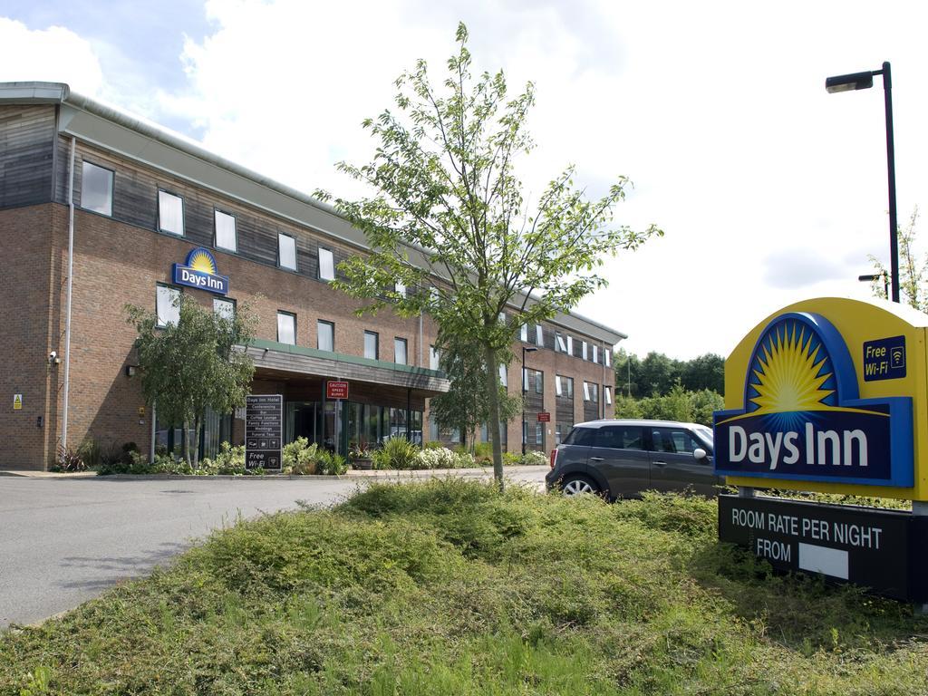 Days Inn Haverhill Haverhill  Bagian luar foto