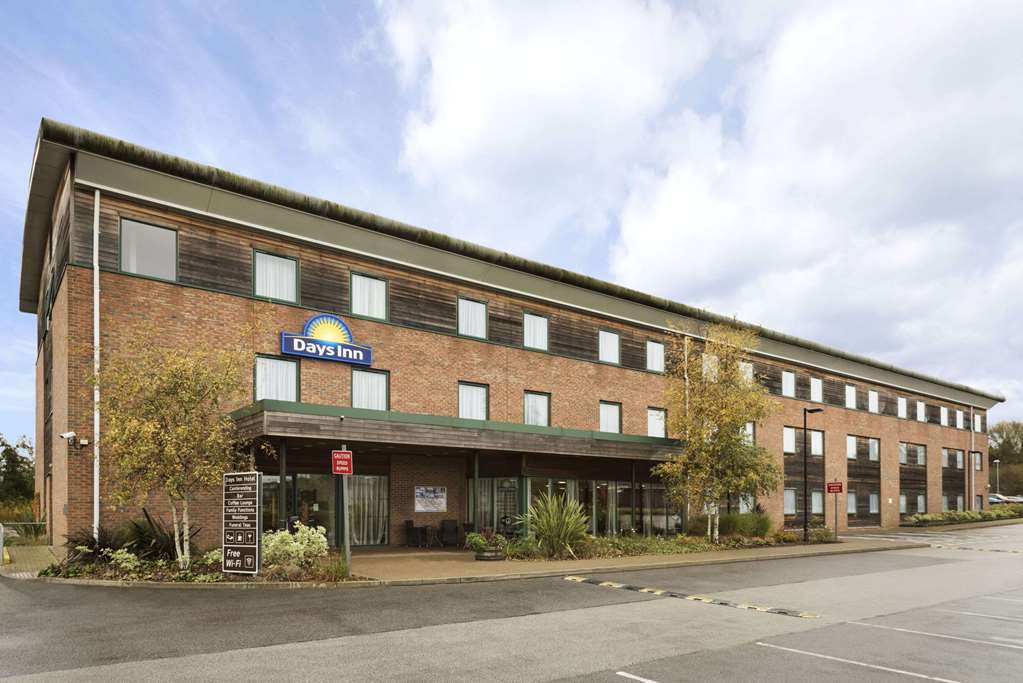 Days Inn Haverhill Haverhill  Bagian luar foto